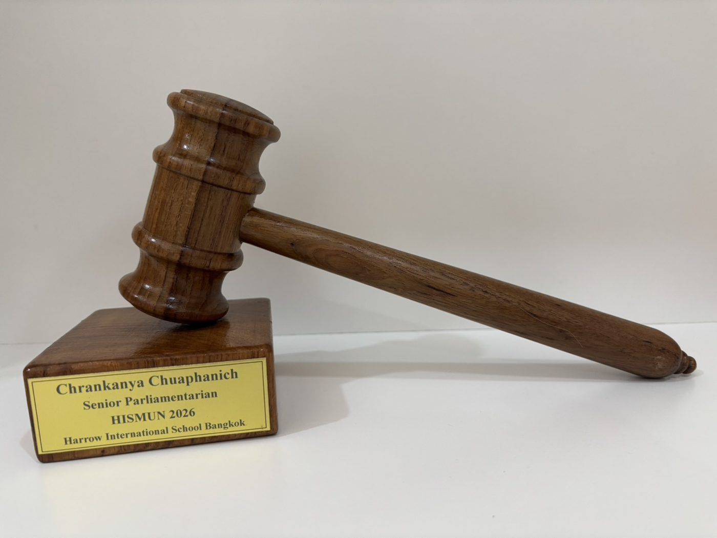 HISMUN VI Parliamentarian gavel